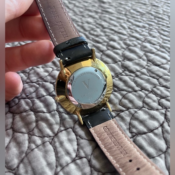 The Fifth - black and gold watch - Picture 6 of 8